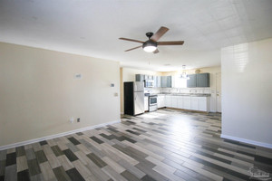 Dom na sprzedaż 99m2 5942 Tryton Cir, Escambia County, FL - zdjęcie 2