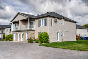 Mieszkanie na sprzedaż 94m2 2076 Av. Pierre-Robineau, Bécancour, QC G9H4W8, CA - zdjęcie 2