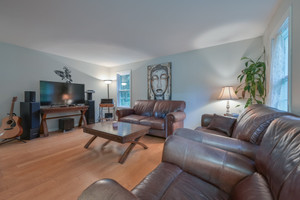 Dom na sprzedaż 152m2 120 Rue Mercier, Cowansville, QC J2K3G2, CA - zdjęcie 2