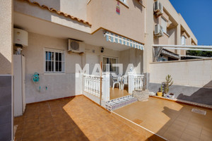 Dom na sprzedaż 61m2 Walencja Alicante Torrevieja Calle Doña Rodriguez - zdjęcie 2