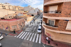 Mieszkanie na sprzedaż 50m2 Walencja Alicante Torrevieja Calle Joaquín Chapaprieta  - zdjęcie 1