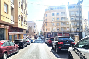 Mieszkanie na sprzedaż 64m2 Walencja Alicante Torrevieja Calle Fuensanta  - zdjęcie 1