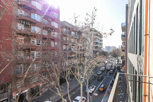 Mieszkanie do wynajęcia 60m2 Katalonia Barcelona Carrer d'Aragó - zdjęcie 3