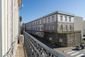 Mieszkanie do wynajęcia 45m2 Porto Porto Rua de Dom Manuel II - zdjęcie 2