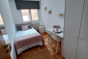 Mieszkanie do wynajęcia 140m2 Madryt Calle de Maseda - zdjęcie 1