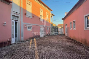 Dom na sprzedaż 685m2 Aveiro Oliveira do Bairro Palhaça - zdjęcie 1