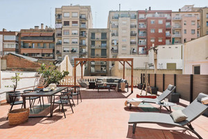 Mieszkanie do wynajęcia 186m2 Katalonia Barcelona Carrer de Rocafort - zdjęcie 1