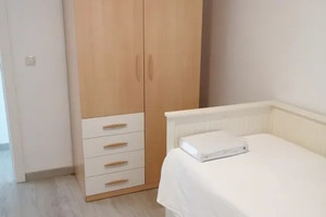 Mieszkanie do wynajęcia 77m2 Andaluzja Malaga Calle Doctor Mañas Bernabéu - zdjęcie 1