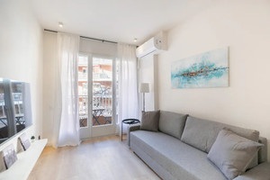 Mieszkanie do wynajęcia 48m2 Katalonia Barcelona Carrer de Sugranyes - zdjęcie 2