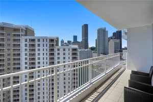 Dom do wynajęcia 139m2 801 Brickell Key Blvd  - zdjęcie 3