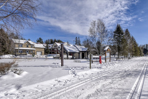 Dom na sprzedaż 207m2 880-882 Rue Coupal, Mont-Tremblant, QC J8E2P1, CA - zdjęcie 1