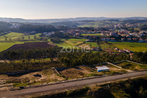 Działka na sprzedaż Braga Vila Nova de Famalicao - zdjęcie 1