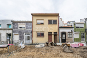 Dom na sprzedaż 156m2 Porto Porto - zdjęcie 1