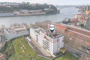 Mieszkanie na sprzedaż 154m2 Porto Porto - zdjęcie 2