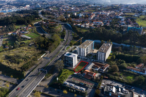 Działka na sprzedaż Porto Vila Nova de Gaia - zdjęcie 2