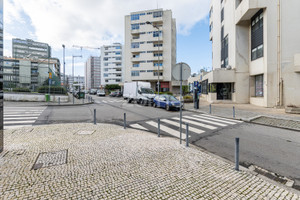 Mieszkanie na sprzedaż 140m2 Porto Vila Nova de Gaia - zdjęcie 3