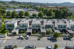 Dom na sprzedaż 266m2 Braga Braga - zdjęcie 1