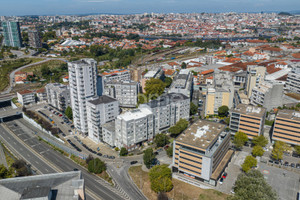 Mieszkanie na sprzedaż 100m2 Porto Vila Nova de Gaia - zdjęcie 1