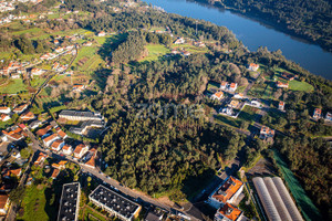 Działka na sprzedaż Porto Vila Nova de Gaia - zdjęcie 1