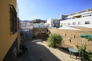 Dom na sprzedaż 225m2 Andaluzja Malaga Calle Aranda - zdjęcie 1