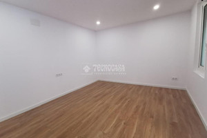 Mieszkanie na sprzedaż 34m2 Katalonia Barcelona - zdjęcie 3