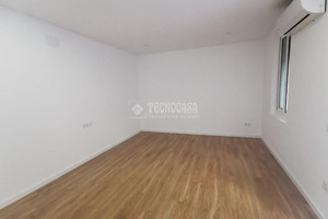 Mieszkanie na sprzedaż 34m2 Katalonia Barcelona - zdjęcie 2