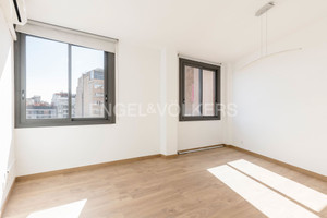 Komercyjne do wynajęcia 81m2 Katalonia Barcelona - zdjęcie 2