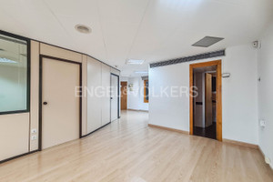 Komercyjne do wynajęcia 151m2 Katalonia Barcelona - zdjęcie 3