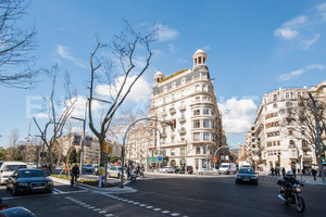 Komercyjne na sprzedaż 260m2 Katalonia Barcelona - zdjęcie 2