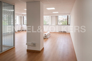 Komercyjne do wynajęcia 120m2 Katalonia Barcelona - zdjęcie 3