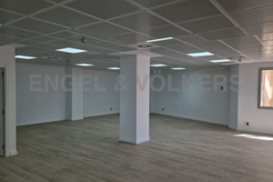 Komercyjne do wynajęcia 140m2 Katalonia Barcelona - zdjęcie 2