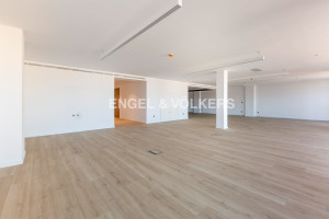 Komercyjne do wynajęcia 404m2 Katalonia Barcelona - zdjęcie 2