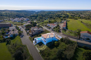 Dom na sprzedaż 271m2 Faro Vila do Bispo - zdjęcie 1