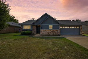 Dom na sprzedaż 149m2 4724 Moss Rose DR, Tarrant, TX - zdjęcie 1