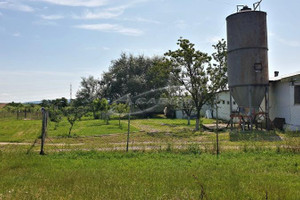 Komercyjne na sprzedaż 900m2 с. Славяни/s. Slaviani - zdjęcie 2