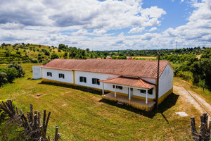 Dom na sprzedaż 660m2 - zdjęcie 1