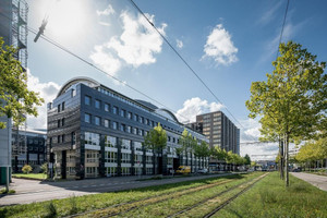 Komercyjne do wynajęcia 351m2 Zurich Thurgauerstrasse  - zdjęcie 1