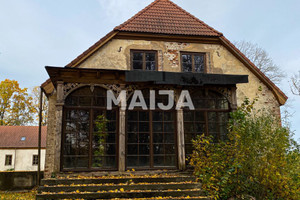 Dom na sprzedaż 1980m2 Kapsēdes manor - zdjęcie 1