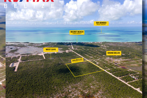 Działka na sprzedaż 4500m2 7 Mls North, San Pedro, Belize - zdjęcie 1