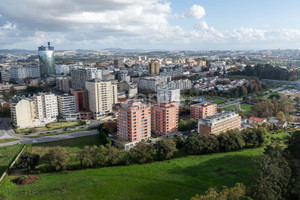 Mieszkanie na sprzedaż 157m2 Porto Maia - zdjęcie 1