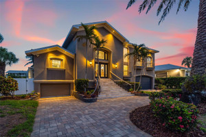 Dom do wynajęcia 286m2 116 9th Street E, Pinellas County, FL - zdjęcie 2