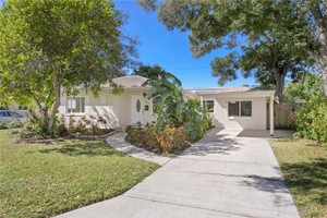 Dom na sprzedaż 126m2 3222 14th Street N , Pinellas County, FL - zdjęcie 1