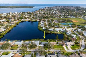 Dom na sprzedaż 136m2 5621 16th Lane NE, Pinellas County, FL - zdjęcie 2