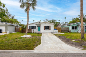 Dom na sprzedaż 132m2 1766 Maryland Avenue NE, Pinellas County, FL - zdjęcie 1