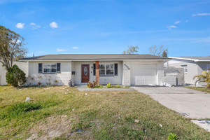 Dom na sprzedaż 111m2 4134 Des Moines Street Ne, Pinellas, FL - zdjęcie 1