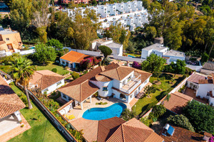 Dom na sprzedaż 556m2 Andaluzja Malaga Benalmadena - zdjęcie 3