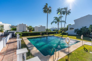 Dom na sprzedaż 253m2 Andaluzja Malaga Marbella - zdjęcie 1