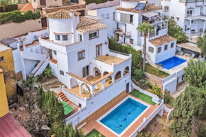 Dom na sprzedaż 234m2 Andaluzja Malaga Benalmadena - zdjęcie 1