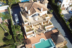 Dom na sprzedaż 654m2 Andaluzja Malaga - zdjęcie 2