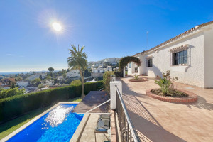 Dom na sprzedaż 321m2 Andaluzja Malaga Benalmadena - zdjęcie 1